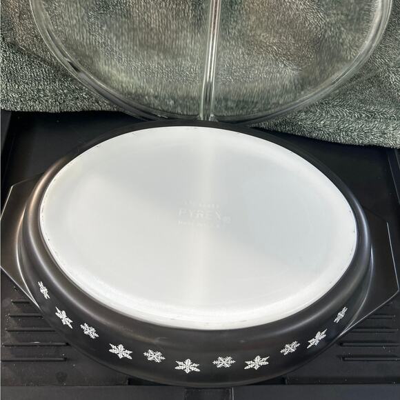 NOS Pyrex Lidded Opalware Glass Snowflake Pattern c1956 - Picture 8 of 16